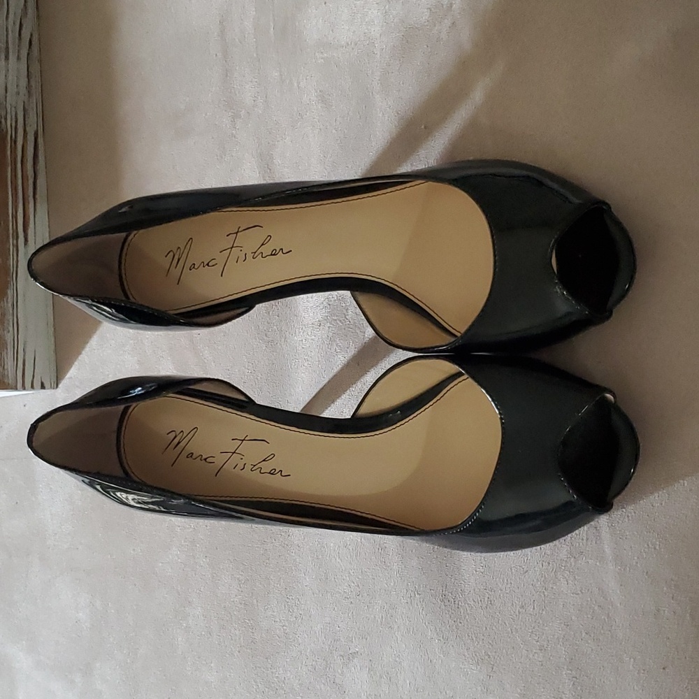 Marc Fisher peep toe heels